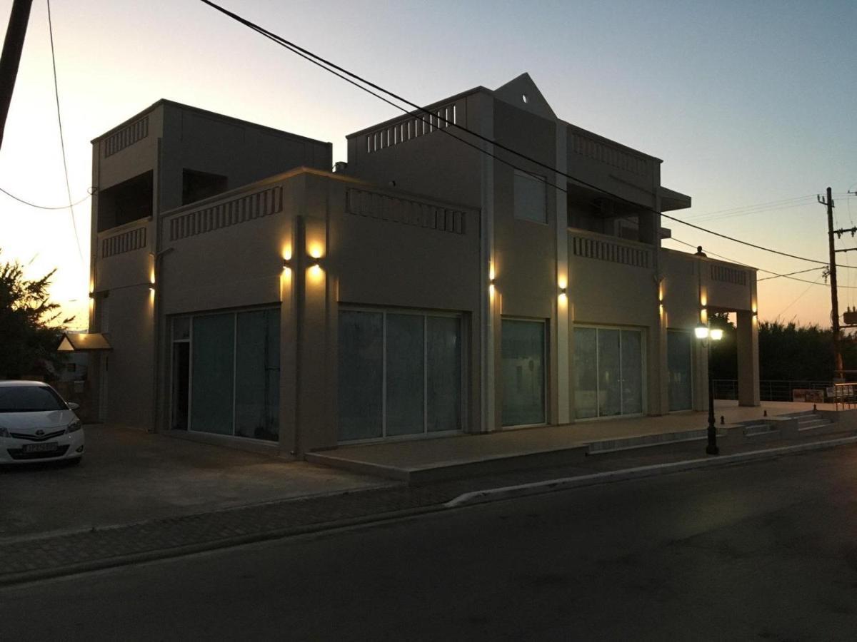 Mini Art Apartments Gerani  Luaran gambar