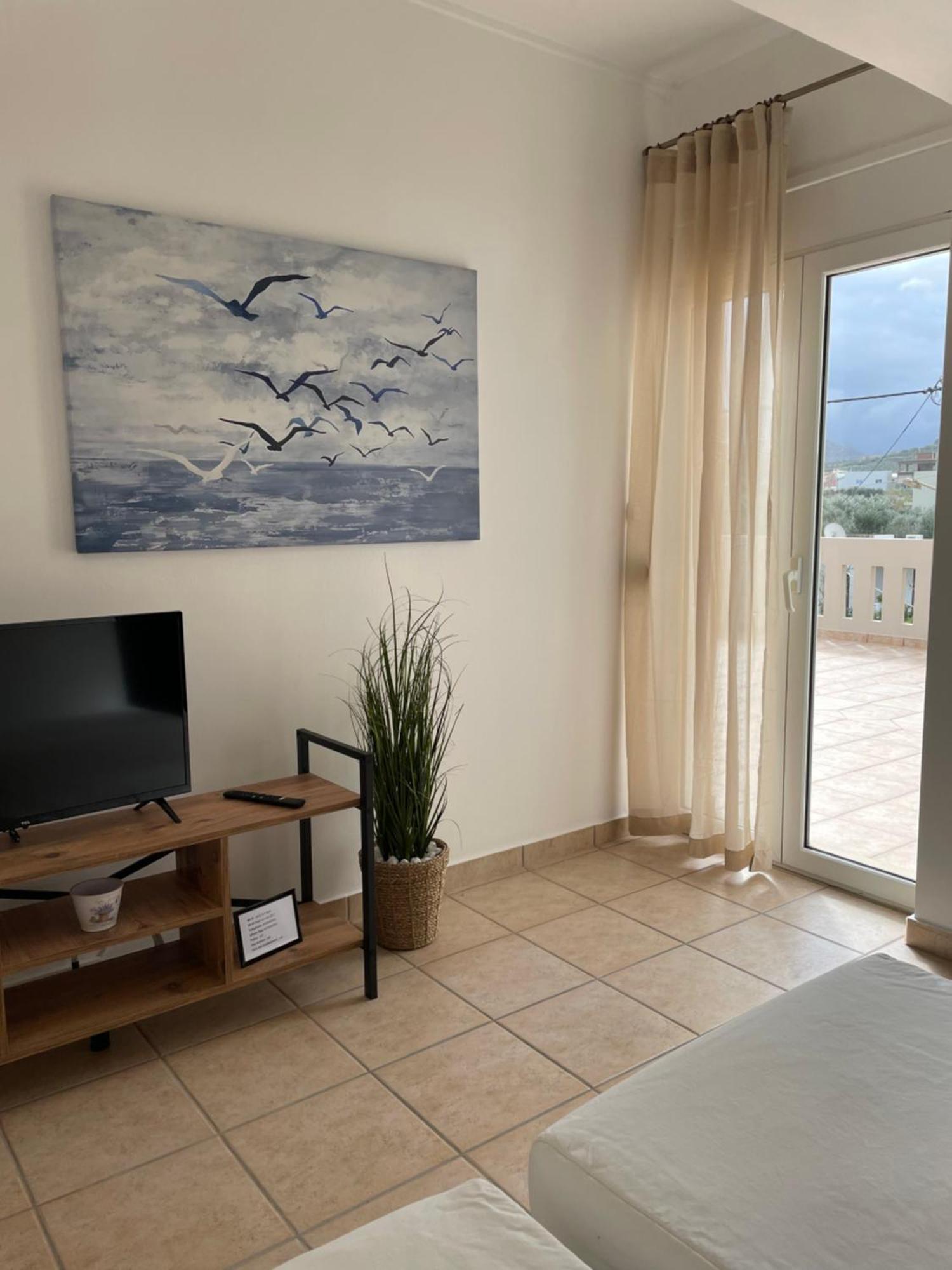 Mini Art Apartments Gerani  Luaran gambar